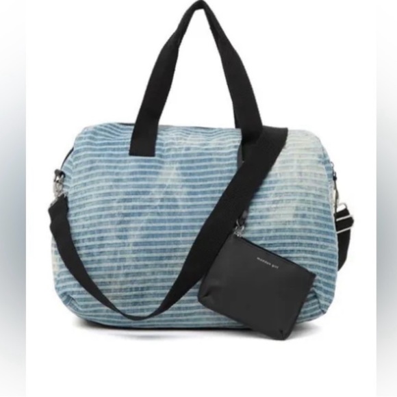 Steve Madden Weekender Duffle Bag - Picture 3 of 3